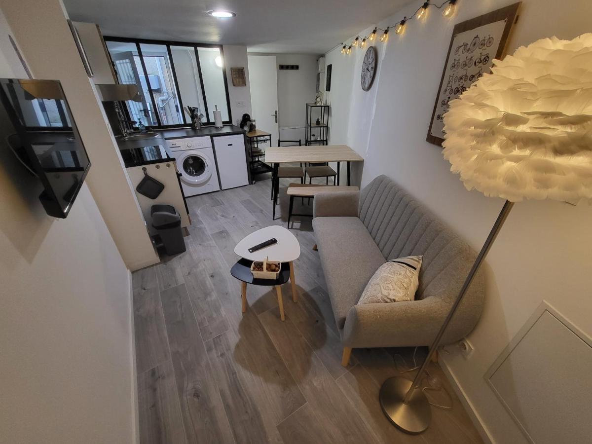 Superbe Appartement T2 Centre Historique 拉索特雷尼 外观 照片